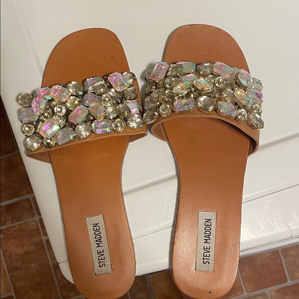 Steve Madden Brown Gem-Embellished Sandals
